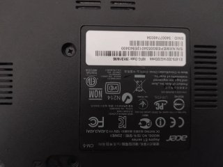 Portátil Acer i3 3217U 1.80GHz
