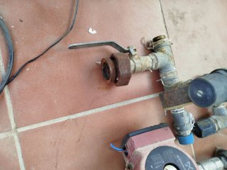 Bomba Grundfos UPS 25-40 130