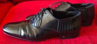 Zapatos Louis Vuitton Talla 9 UK Negros