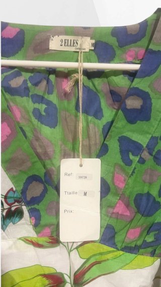 Talla M. Blusa estampada con cinto 2 ELLES.