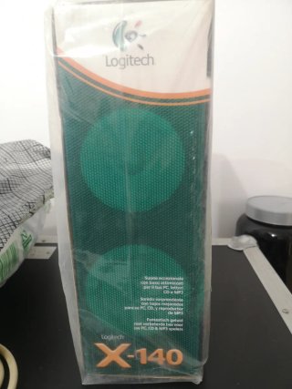 Altavoces Logitech X-140