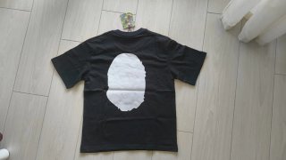 Maglietta BAPE Nera con Stampa Ape