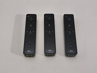 3 Mandos Wii Motion Plus Negros