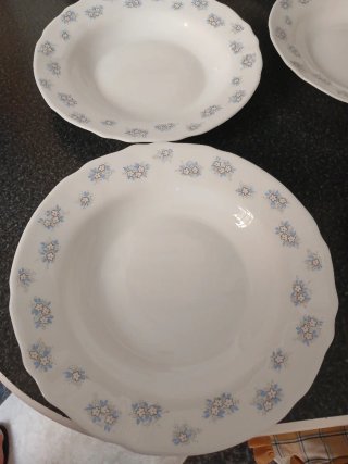 9 Platos Hondos Porcelana Azul y Blanco