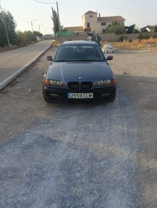 BMW e 46 2003