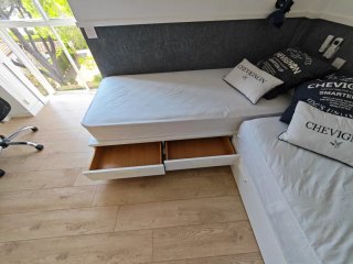 2 Letti Singoli con Cassetti