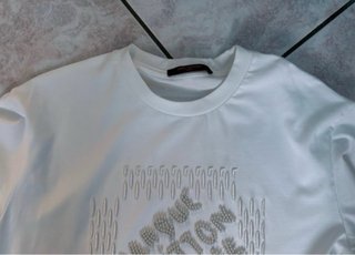 Louis Vuitton t-shirt