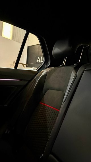 Volkswagen Golf 2024