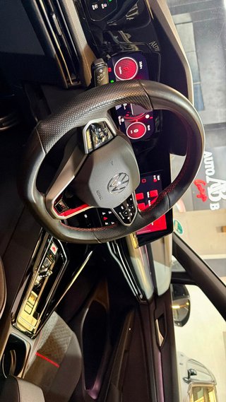 Volkswagen Golf 2024