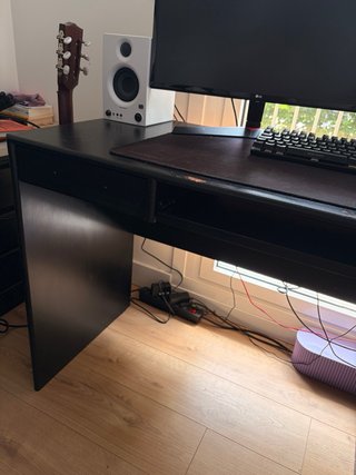 Escritorio Negro con Mesa Auxiliar