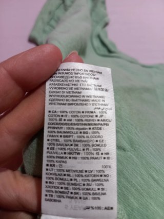 T-shirt bambina verde 5 anni