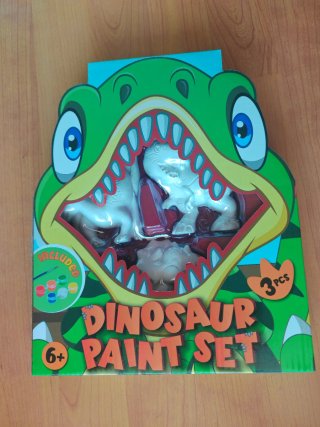 Lote juegos y manualidades dinosaurios o 5€ unidad