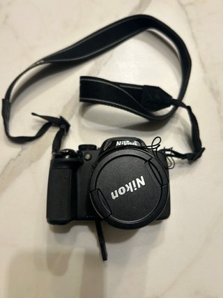 Nikon  Coolplix P520