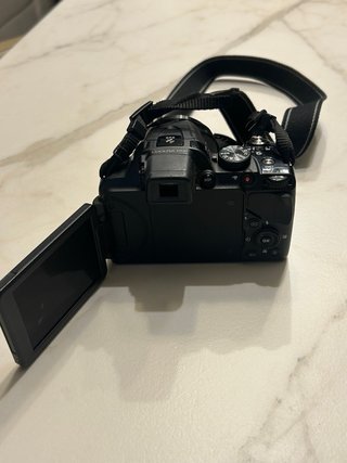 Nikon  Coolplix P520