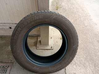 Neumático Roadstone 215/65 R16 98H N'Priz 4S