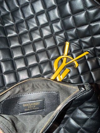Mala Saint Laurent acolchoada preta