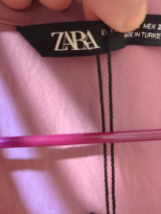 Blusa Zara Talla XS/34 Rosa Amplia.