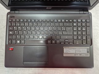 Portátil Acer Aspire E1-522