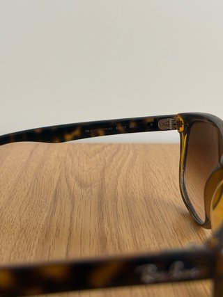 Gafas de sol Ray-Ban  4147 Marrones. Calibre 60
