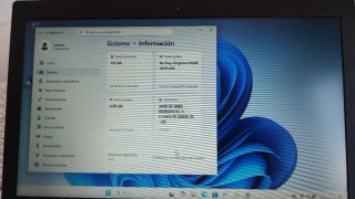 Portatile Lenovo da 15 pollici spettacolare!