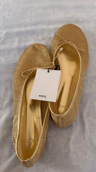 Bailarinas doradas Mango