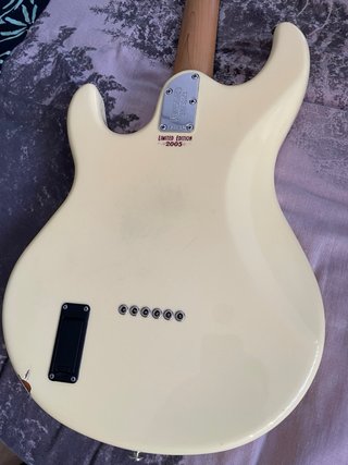 Musicman Silhouette Special Guitarra Eléctrica