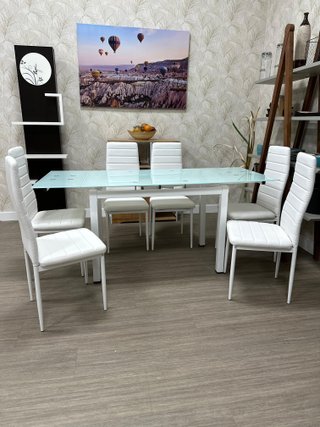 Mesa Cristal Extensible + 6 Sillas Blancas