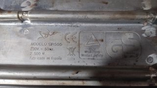 Plancha Eléctrica Jata GR555 2500W