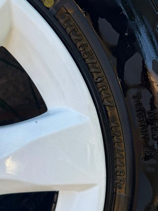 Llantas Mitsubishi Montero V80 (4 unidades)
