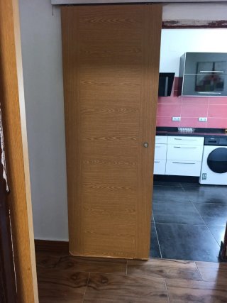 Puerta corredera de madera medida 72 ancho x 202