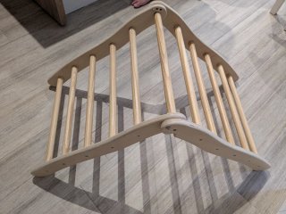Triangolo Pikler in legno