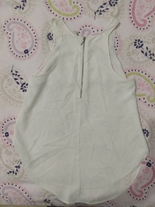 Lote 2 Blusas Stradivarius y Shana Talla S/M