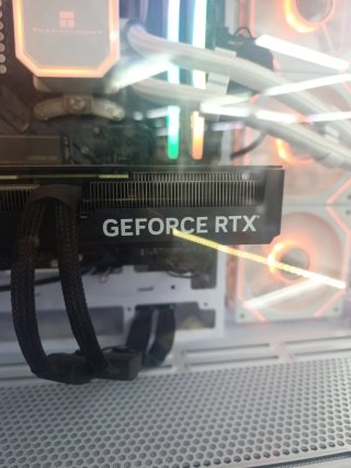 PC Gaming RTX 4070 + R7 Huracán