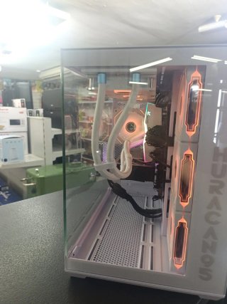PC Gaming RTX 4070 + R7 Huracán