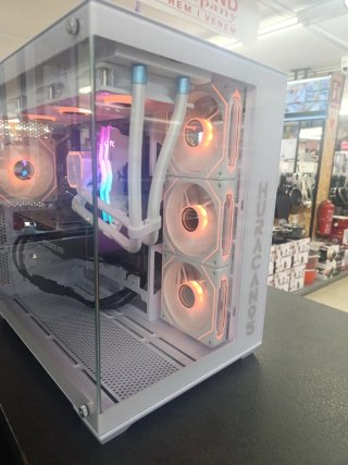 PC Gaming RTX 4070 + R7 Huracán