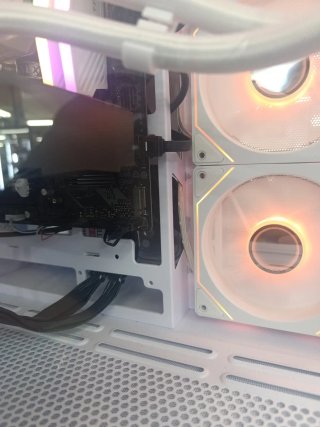 PC Gaming RTX 4070 + R7 Huracán