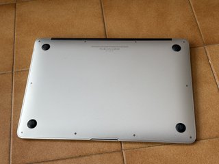 Macbook Air A1369 13 Pulgadas de 2011 --- LEED