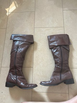 Botas altas piel marrón Talla 38