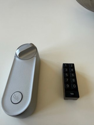 Yale Linus Smart Lock - Piezas