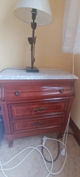 Cama 150 + Somier + Cómoda + Mesilla
