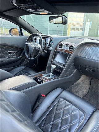 Bentley Continental 2015