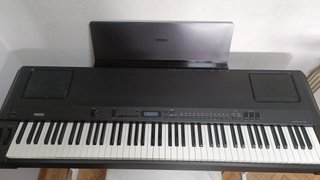 Yamaha P-200 Piano Digital Profesional 88 Teclas.