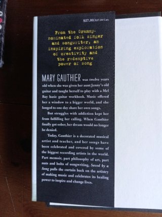 CDs Mary Gauthier y libro.