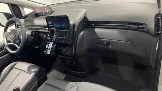 Hyundai Staria 2025