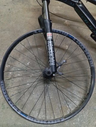 Bicicleta Mondraker Dualen ( para recambios)
