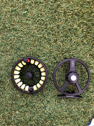 Carrete Pesca Redington RUN Aluminio y linea Rio
