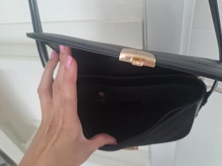 Bolso negro de hombro
