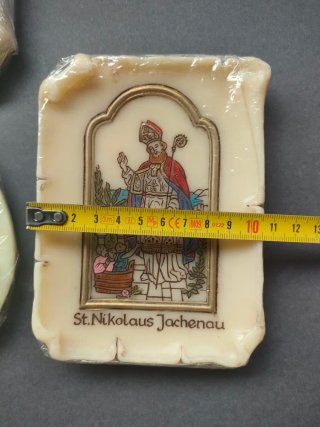 Antichi oggetti devozionali in cera Wacksstock