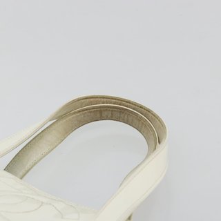 CHANEL Triple Coco Hand Bag Patent leather White