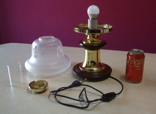 Lamparita de mesa madera y metal
